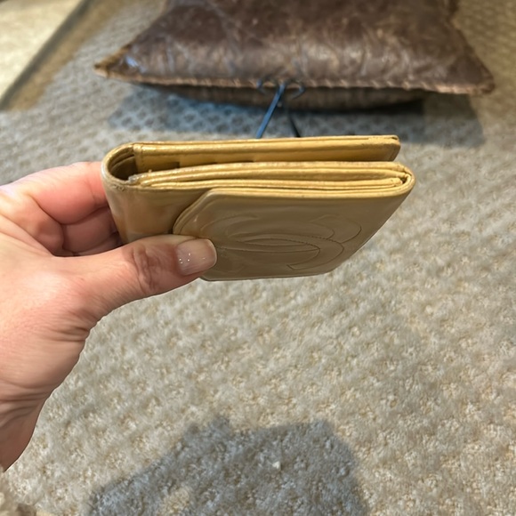 Chanel Authentic Classic Vintage Interlocking CC Logo Snap Bifold Wallet - Picture 5 of 15